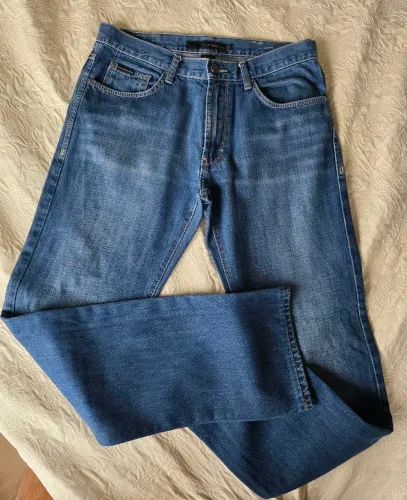 Calça jeans Calvin Klein tamanho 42