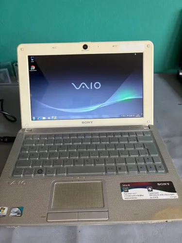 Notebook Mini Sony Vaio 2GB RAM Básico estudar Trabalhar Navegar