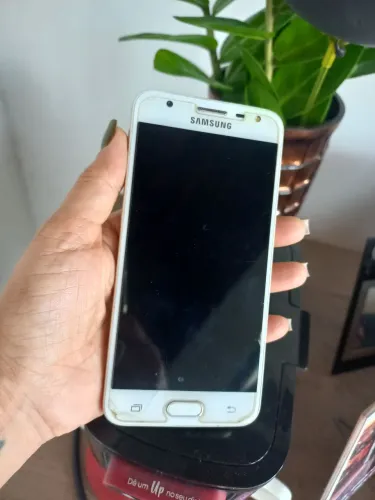 Celular J5 