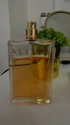 Chanel allure