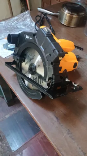 Serra Circular com Laser Wap
