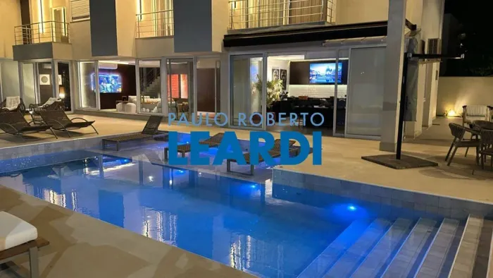 CASA EM CONDOMÍNIO - TAMBORÉ 1 - SP