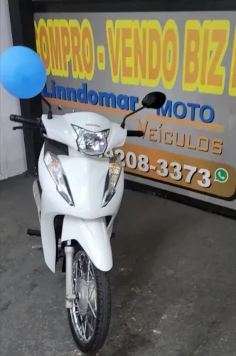 BIZ 110I 2022 BRANCA $13500 (FINANCIA 100%) LINDOMAR MOTOS 