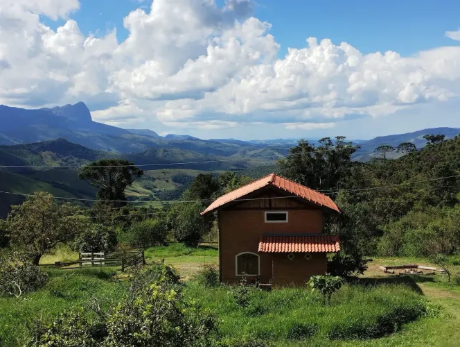 Chácara com Vista Cinematográfica do Pico do Papagaio 