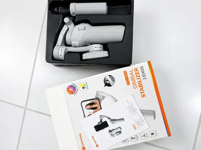 Vendo GIMBAL Estabilizador para celular PEI-MO1 DE 3 EIXOS