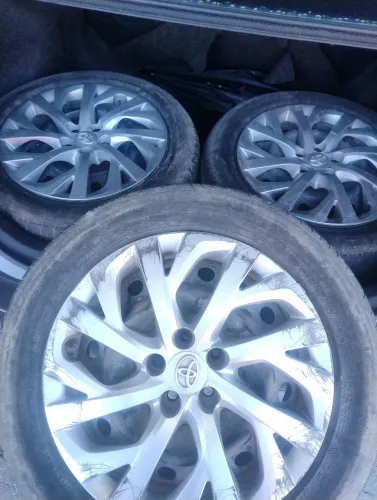 4x Roda de ferro aro 16 Corolla 17/18 com calotas ( usado )