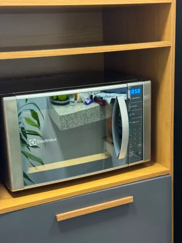 Micro-ondas inox novíssimo com grill