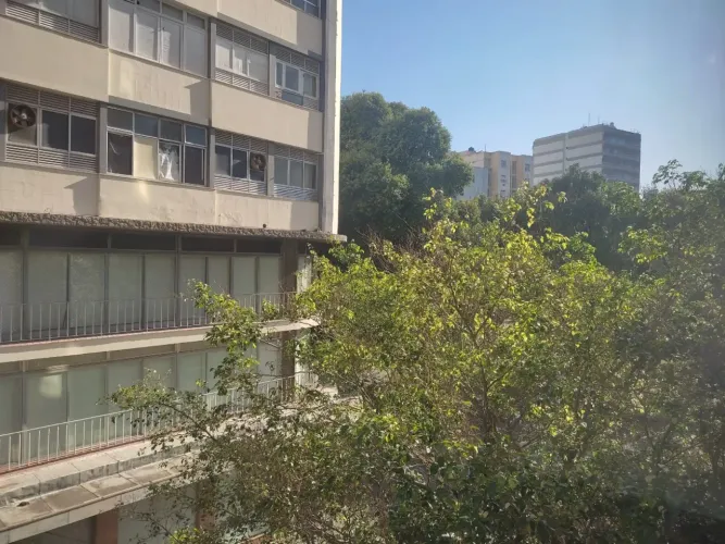 BANDEIRA DE MELLO VENDE - Andar comercial no coração da Tijuca- aprox. 200m², excelente po