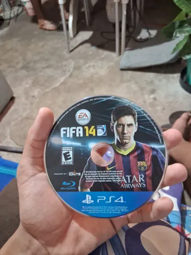 Cd de ps4 fisico pra vender logo