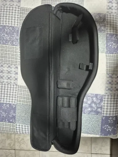 Violão aço vazado