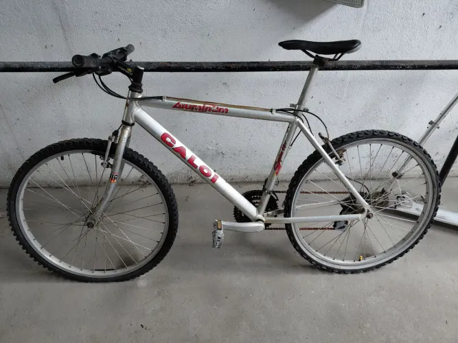 Bicicleta Caloi quadro de alumínio