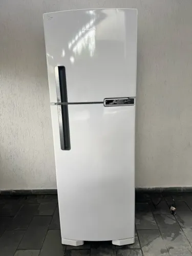Vendo geladeira Brastemp 387 litros