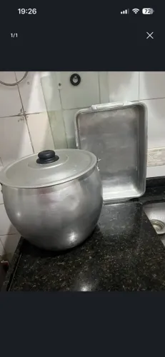 Vendo caldeirão grande 60 reais só o caldeirão 