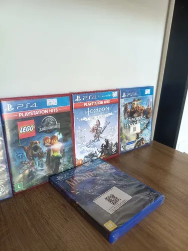 Jogos ps4 mídia física