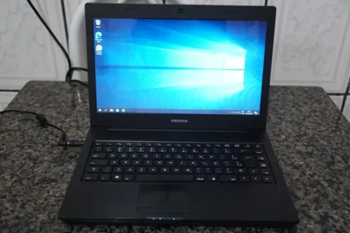 Notebook Positivo Unique s1520 Pentiun 2.20Ghz - 4gb Ram - Hd 512gb - Tela de 14"