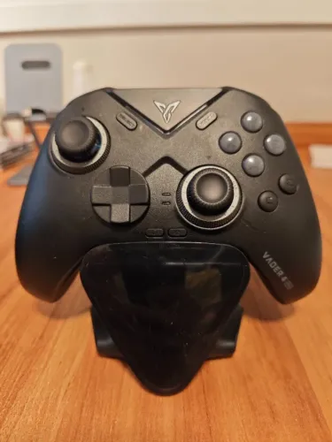 Controle Flydigi Vader 4 Pro + Acessorios + Dock