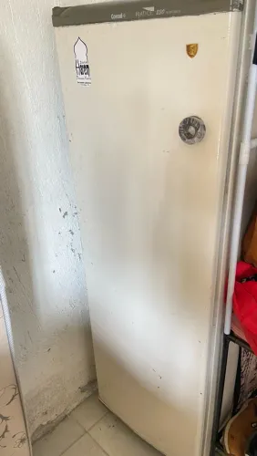 Geladeira Antiga