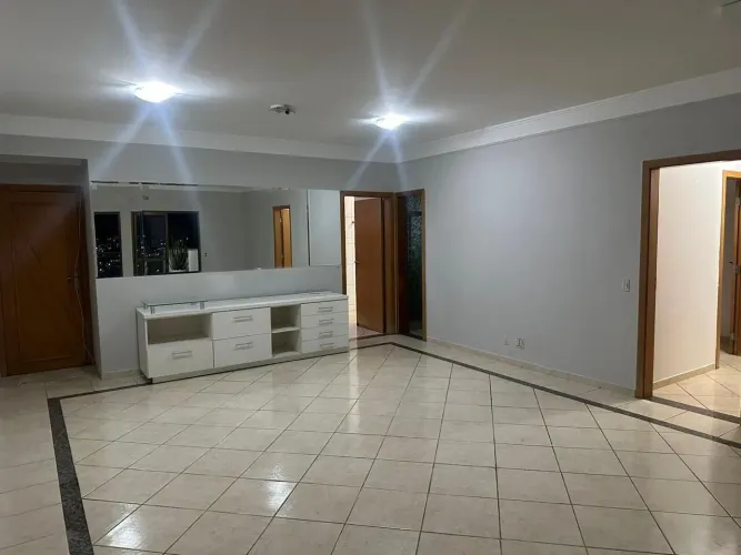 Apartamento com 4 quartos no Condominio Caravelas