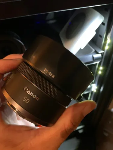 LENTE CANON RF 50mm UNICO DONO SEM MARCA DE USO