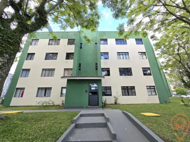APARTAMENTO TÉRREO COM 2 QUARTOS | COZINHA COM ARMÁRIOS | VAGA PARA CARRO | CAPÃO RASO