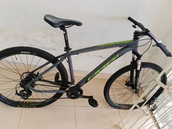 Bicicleta OGGi Hacker sport aro 29