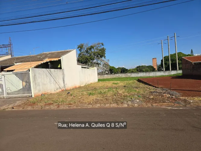 Terreno 250m2 plano ótima localização Rua: Helena A. Quiles Q.8 zona Leste.