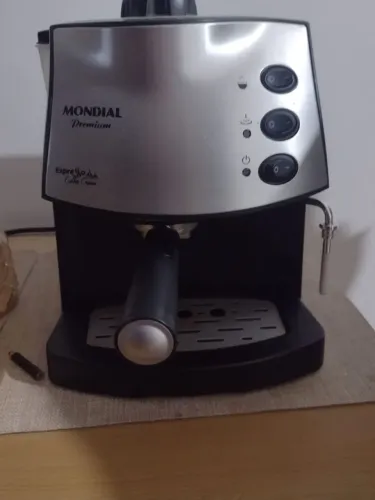 Vendo máquina de café expresso Mondial