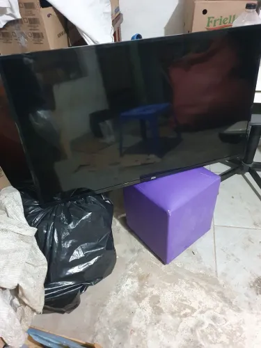 TV AOC pra retirada de peças <br>