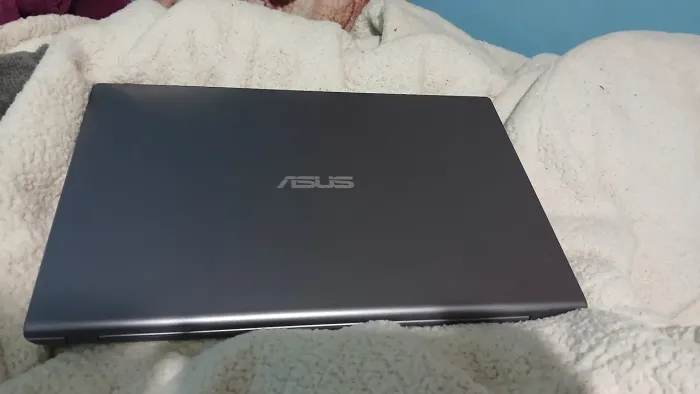 VENDE-SE NOTEBOOK NOVO EM PERFEITO ESTADO