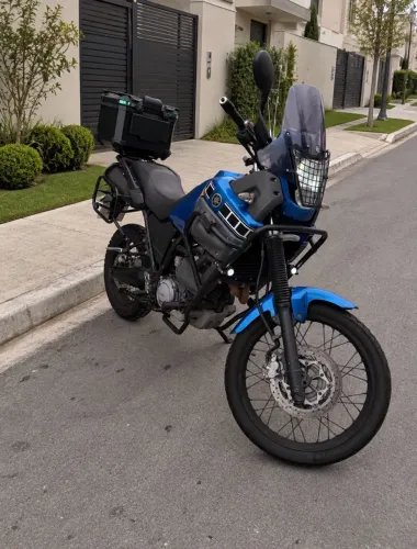 Yamaha Ténéré 660 2013 equipada com acessórios
