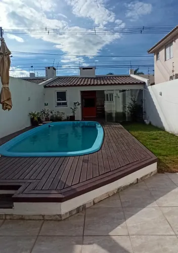 Excelente Casa em Condomínio no Laranjal