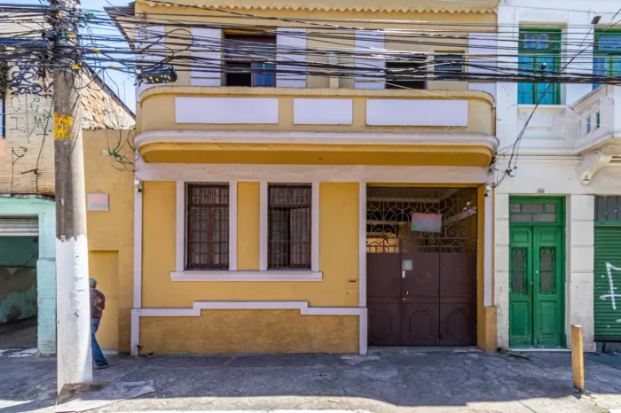 Casa comercial na Rua São Leopoldo, 54  400 m²