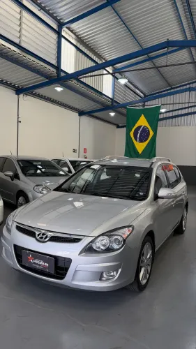 Hyundai I30CW 2.0 16V 145cv Aut. 5P 2011
