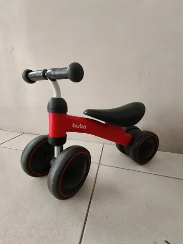 Bicicleta de equilíbrio Buba