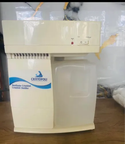 Destilador de água para auto clave
