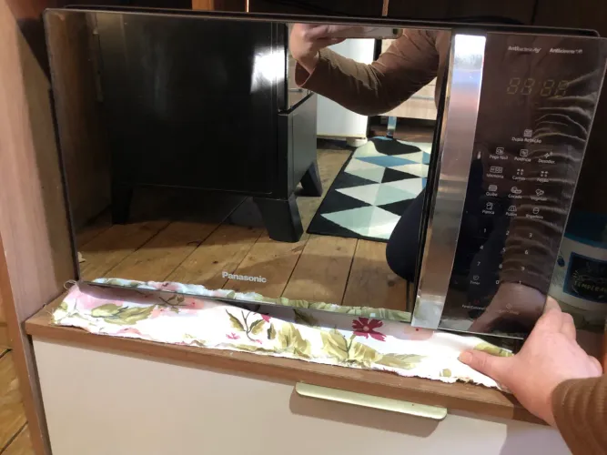 Microondas Panasonic 27L