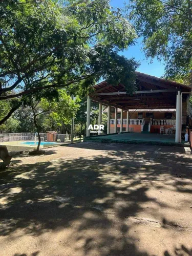 Chácara à venda, 4 quartos, 1 suíte, 10 vagas, Chácaras dos Ipês - São José da Lapa/MG