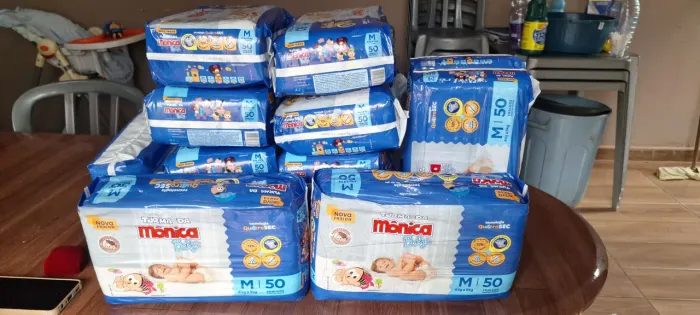 Fralda turma da monica tamanho M 50 unidades