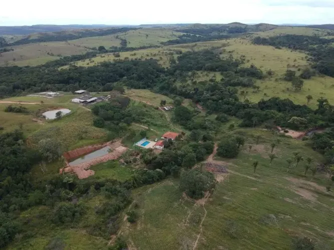 Fazenda Girassol/Cocalzinho - 166hec - Boa de Água - infraestrutura