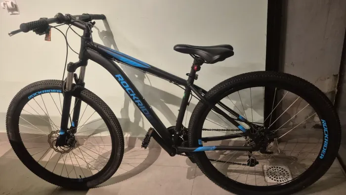 Bicicleta 18 marchas, em ótimo estado, usada pouquíssimas vezes.