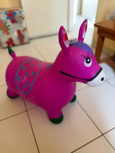 Vendo cavalinho upa-upa
