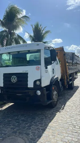 SERVIÇO DE MUNCK / GUINDAUTO - CARGA, DESCARGA E IÇAMENTO