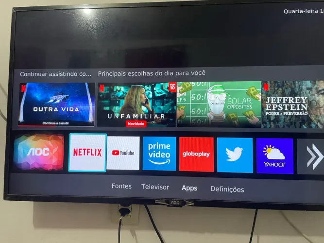 Vendo tv AOC 43 polegadas em perfeito estado !!