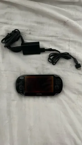 PsVita desbloqueado + carregador original (LEIA DESCRIÇÃO)
