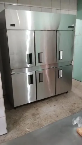 Geladeira Refrigerada 6 portas Prime Venâncio