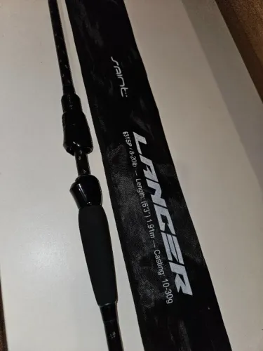 Vara pesca molinete 20lb Saint Lancer perfeita