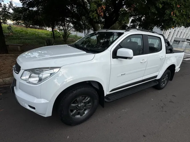 Chevrolet S10 Pick-up LT 2.4 F.power 4X2 CD 2014