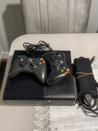 Xbox 360 lacrado nunca aberto