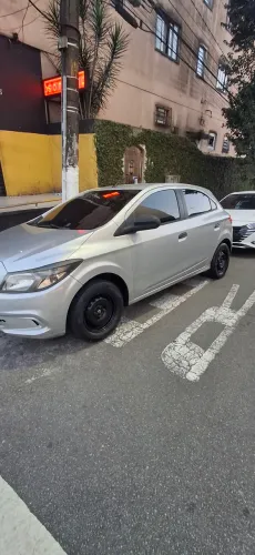 Chevrolet Onix JOY Hatch 1.0 8V Flex Mec. 4P 2019