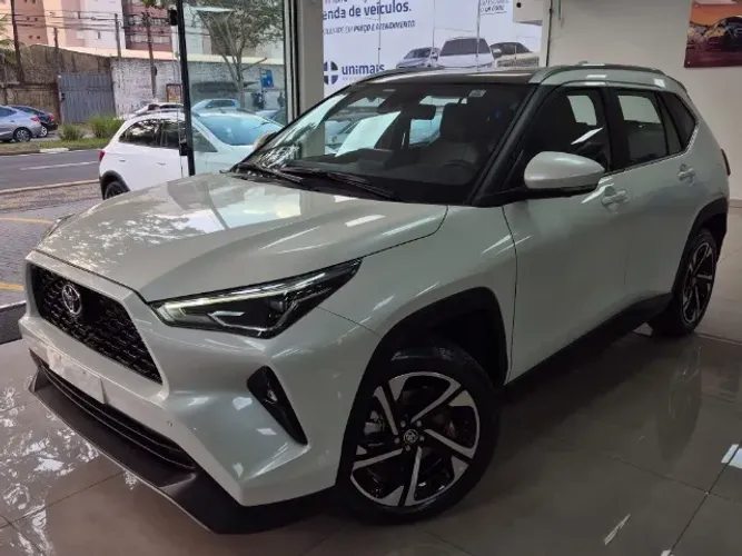 Toyota Yaris Cross XRX 1.5 16V 5p Aut. (Híbrido) 2026
